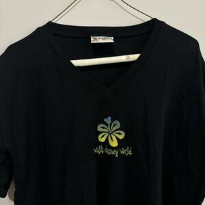 Vintage Walt Disney World black bling T-shirt flower Mickey ears Size Large